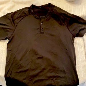 COPY - Lululemon Black three button short sleeved shirt. Great condition. Size …